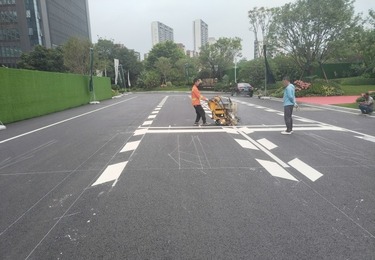 广州市保利琶洲四季周边路面标线工程