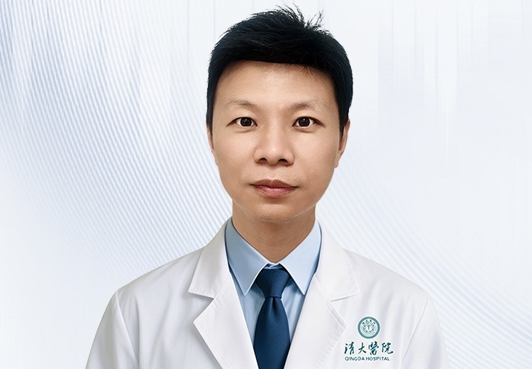 黄睿医师：毕业于湖北医科大学，20余年泌尿外科经验，擅治男科疾病