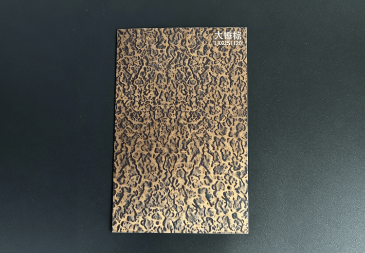 不锈钢做旧板：具艺术美学与耐用性，定制灵活，应用广且易维护