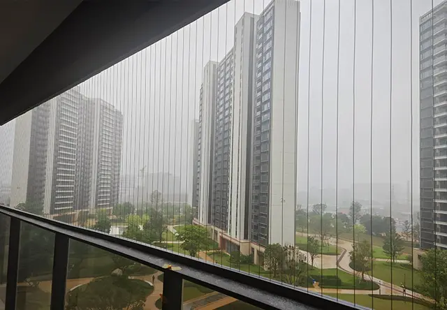 隐形网落体效果