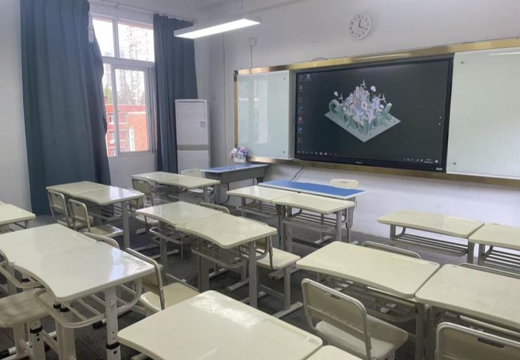 省实验藏龙专班：同步教学进度，为特优学生定制课程，讲清基础逻辑