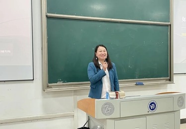 业财融合新时代：集团创始人申文明女士受邀演讲