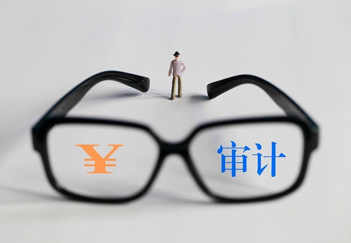 完善公司治理结构防范上市公司管理舞弊，多举措改善现状待提升