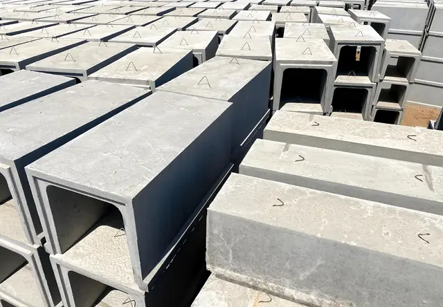 新农村建设路边沟槽