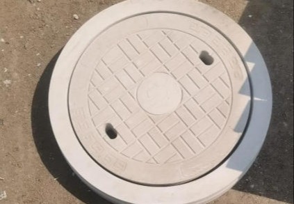 优质水泥井盖，坚固耐用保障安全，适用于各类道路与场所