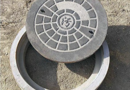 优质水泥井盖，坚固耐用保障安全，广泛适用于各类道路与场所