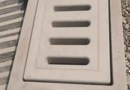 水泥井盖