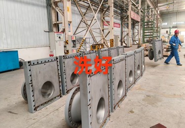 批量不锈钢方形设备构件化学清洗完工案例