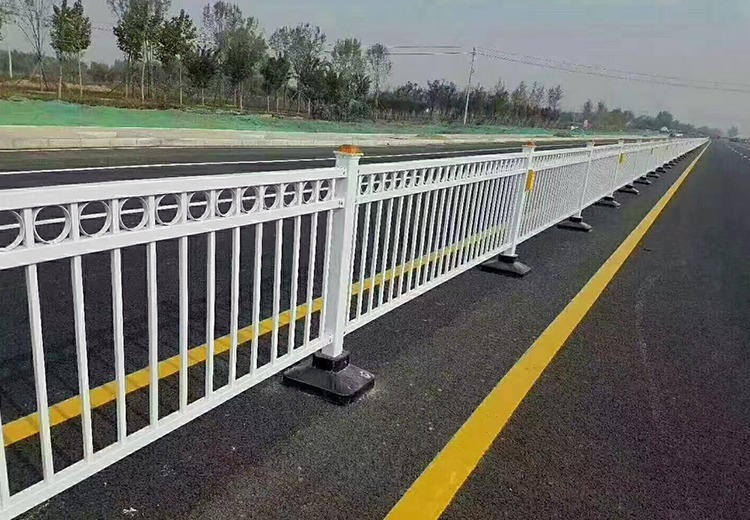 道路护栏