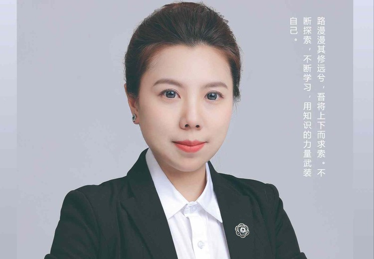 竹青老师：教育路上的引路人，以专业与爱助力学生成长