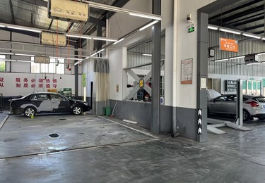 案例4：宝马730Li空气悬挂气囊更换