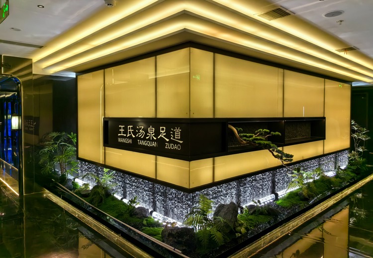 河南创实金属：深耕金属装饰，提供全案定制金属水幕等多产品专业解决方案