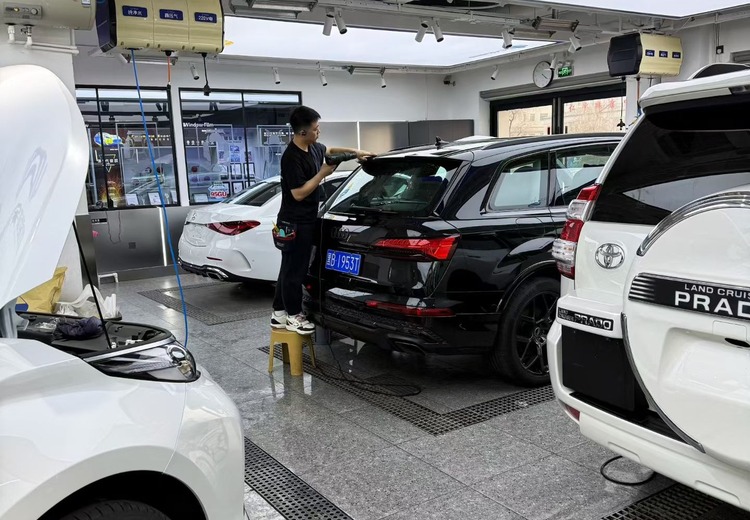 黑龙江我爱你车：圣佳车膜及多元养护产品，打造安全舒适用车防护