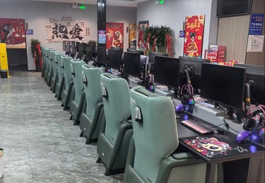 网红电竞馆全场设备整体整装落地案例