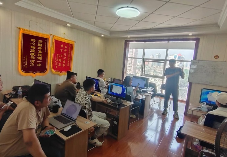 聚焦产品信息：揭秘产品特性，为您提供精准、详实的信息参考