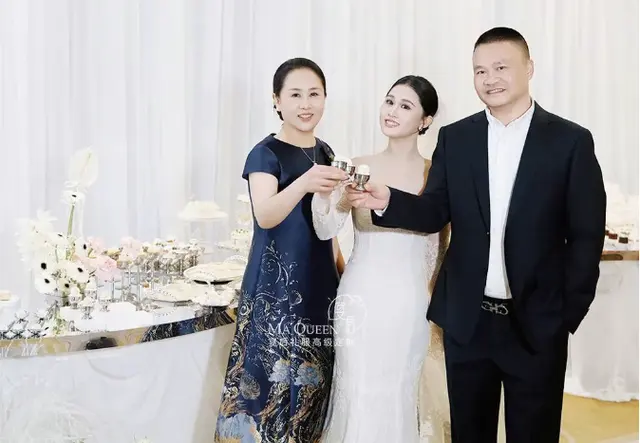 关于美的定义：我们保持身材中立，不焦虑，也不反焦虑