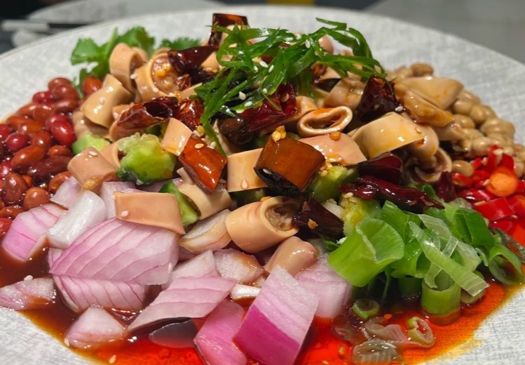 探寻美味菜品，领略多样风味，开启舌尖上的美食奇妙之旅