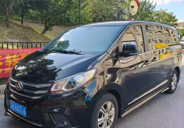 团建租车