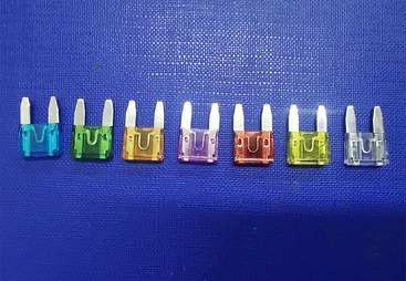 小型插片保险丝