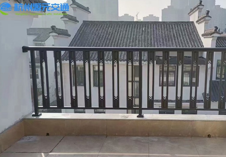 阳台护栏