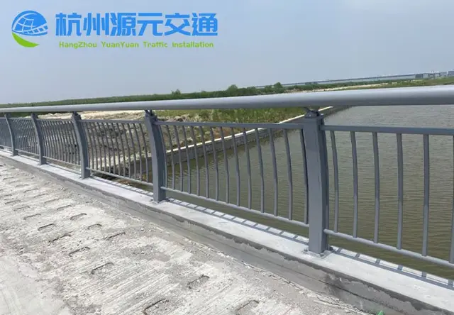 桥梁护栏