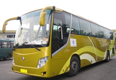 大巴车