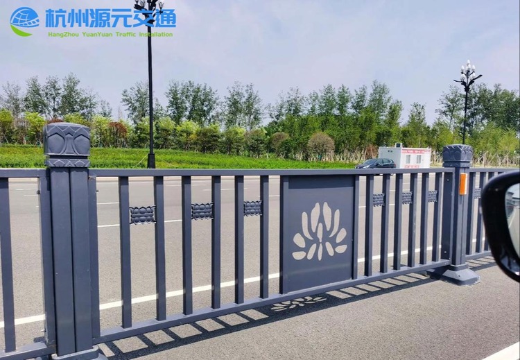道路护栏