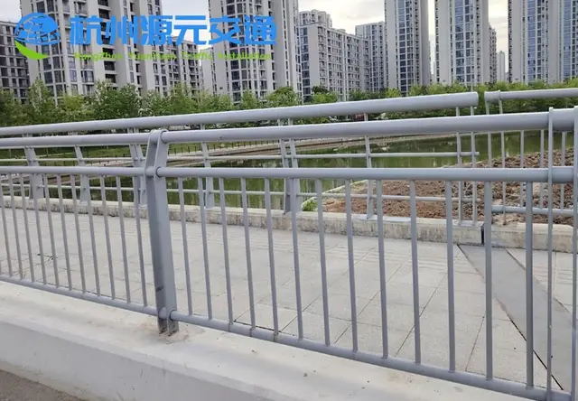 道路护栏