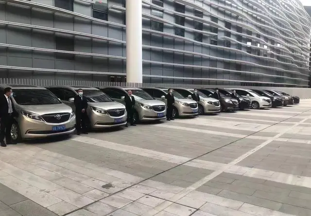 港澳两地商务车