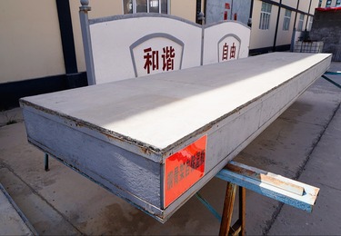 钢骨架自保温板如何解决长期使用结构松动问题