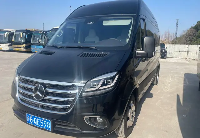豪华9座租车
