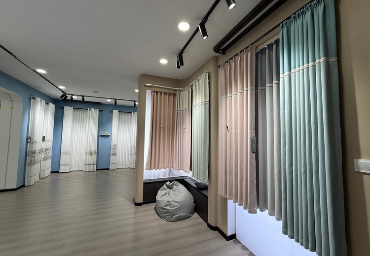 简约织带撞色拼接遮光窗帘