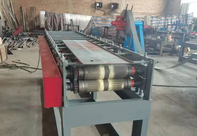 三轮座桶成型机