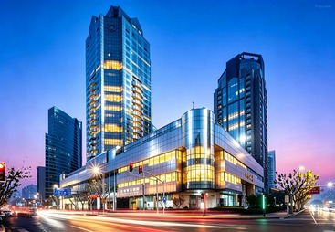 上海齐鲁万怡大酒店