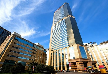 南京金鹰皇冠假日酒店