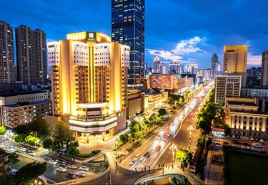 昆明中心假日酒店