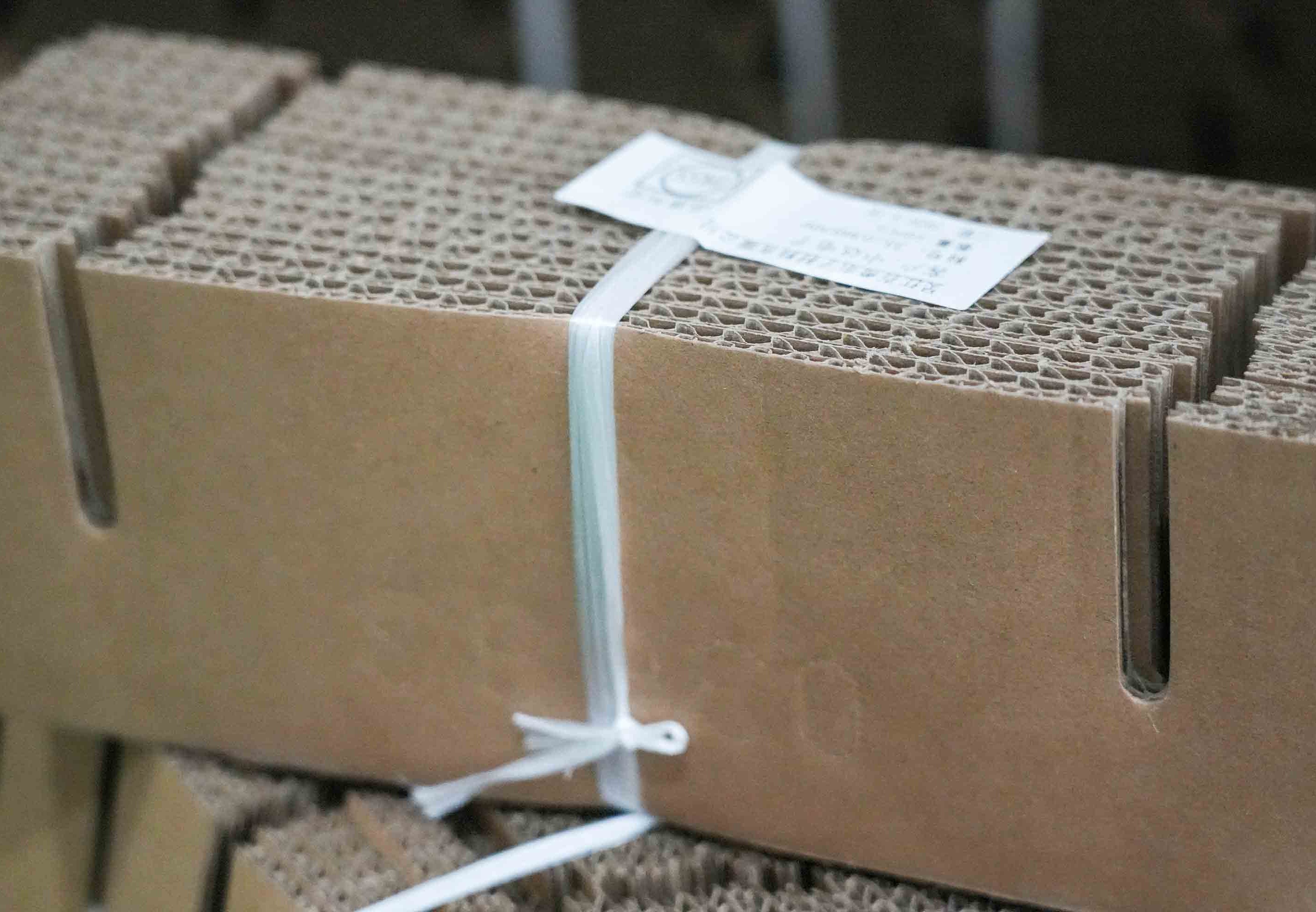 瓦楞纸箱