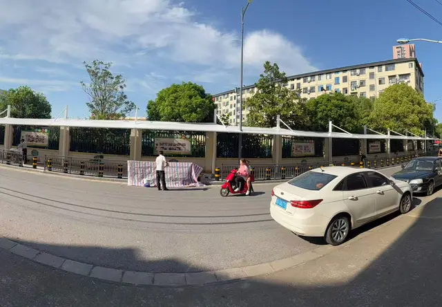 膜结构自行车棚