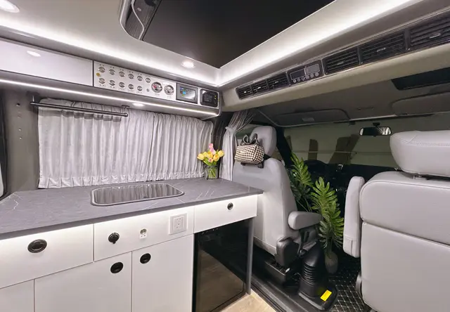 坤庄达房车