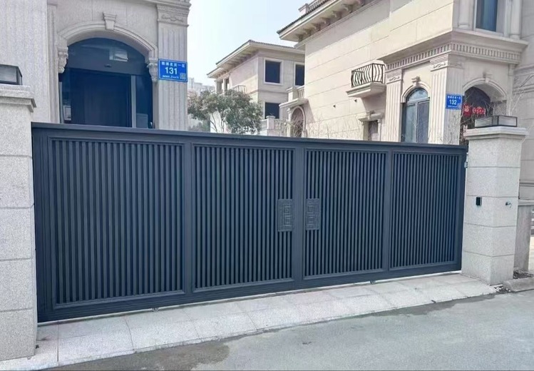 铝艺门