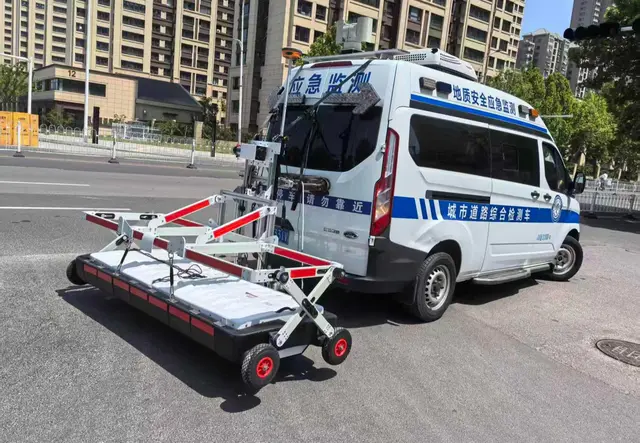 道路空洞检测