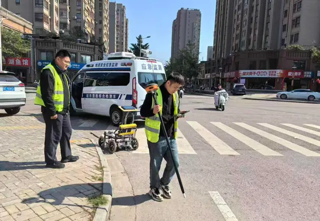 道路空洞检测