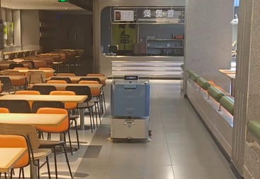 餐饮清洁大解放！长淮智驾机器人来袭，效率&uarr;50%、成本&darr;30%，翻台快到飞起！