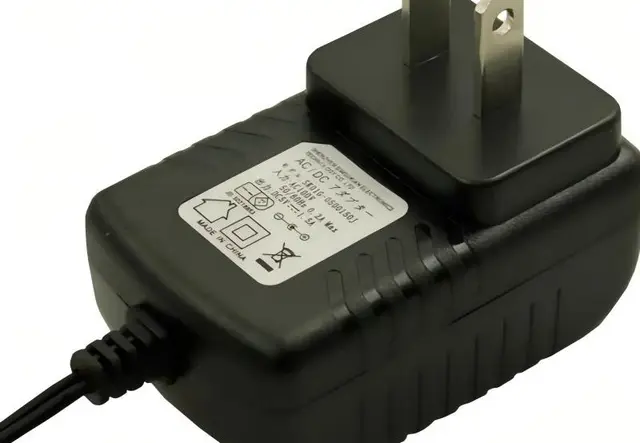 7.5W 日规电源适配器-SK01G