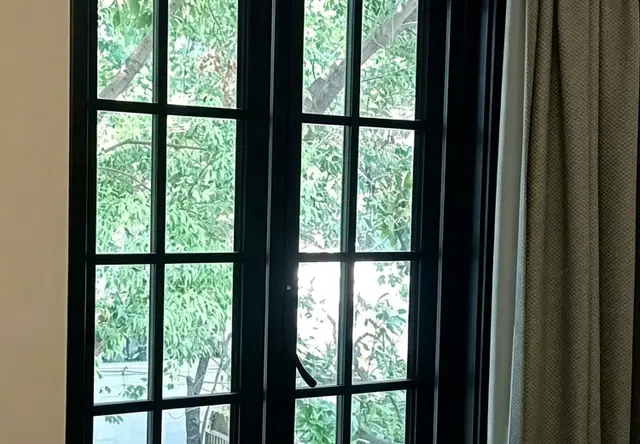 老钢窗