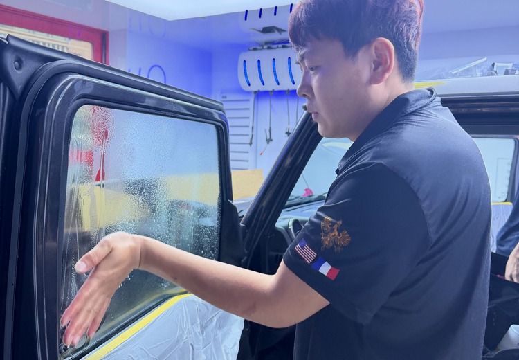 鸿翔名车美容