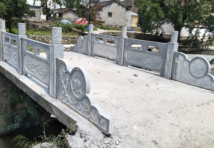 石栏杆