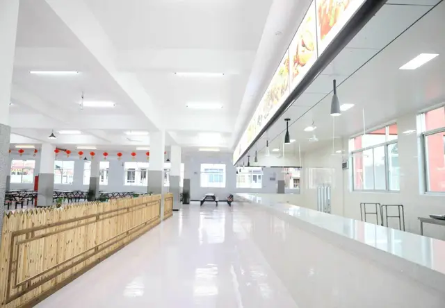 育英文武学校