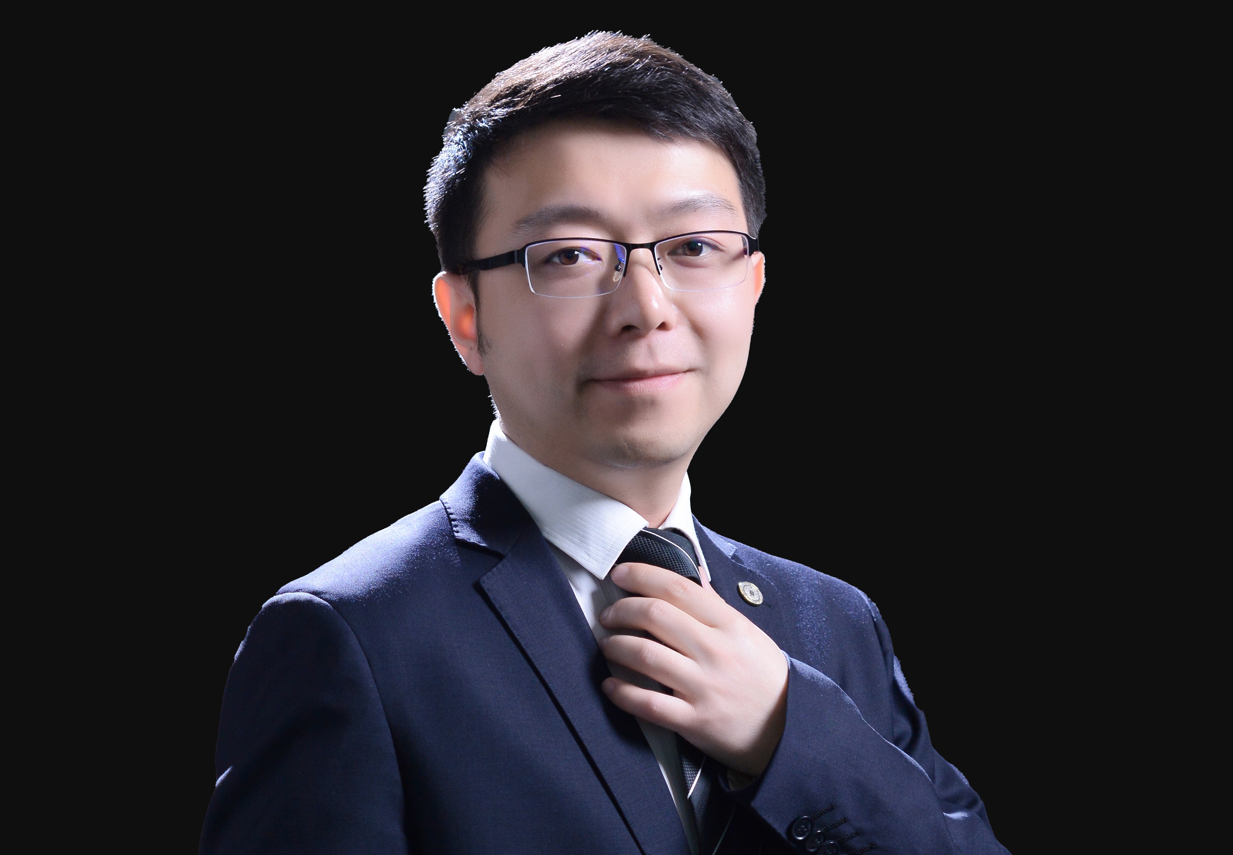 王磊