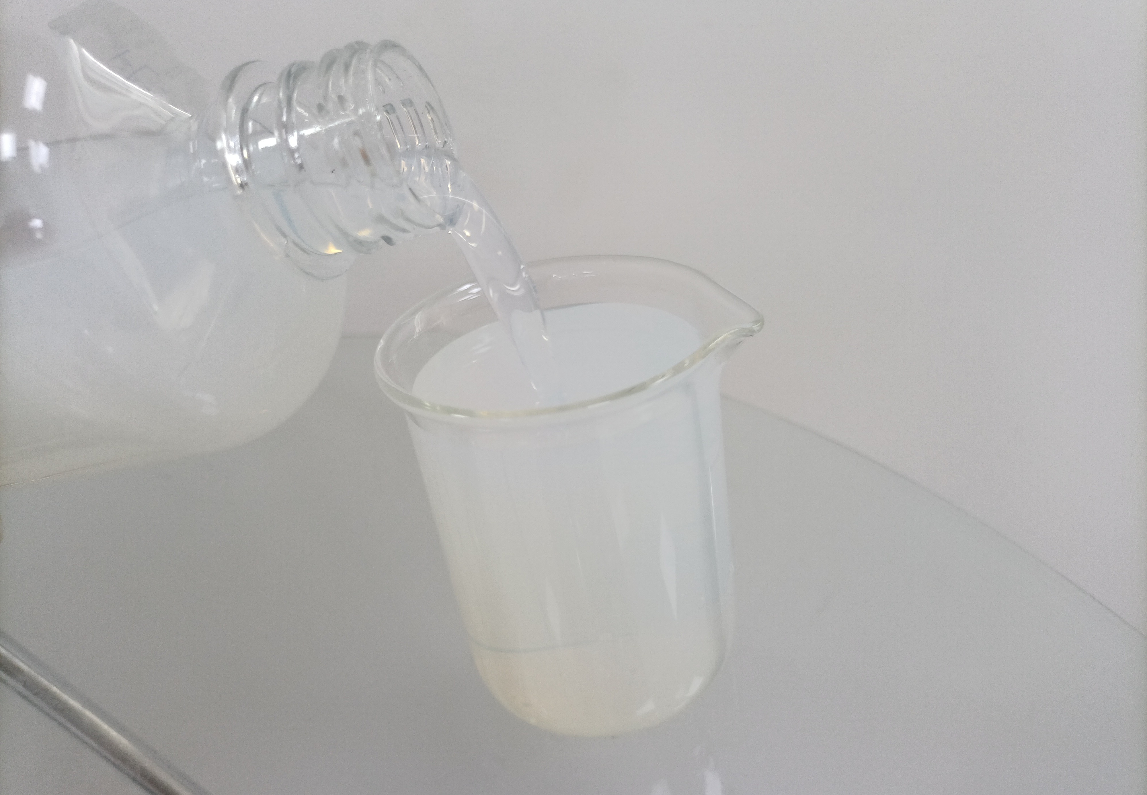 低黄变棉用软滑硅油VJ537-1B